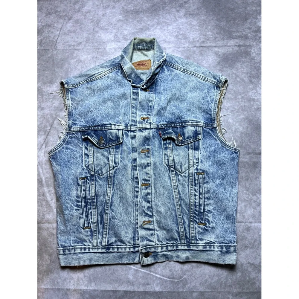 Levi's Denim Vest Mens M Blue Acid Wash Frayed Cut Off Trucker 70507-0219 USA